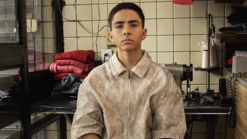 Kevin Aguilar presenta «Cobarde»: la dulce vulnerabilidad del amor adolescente