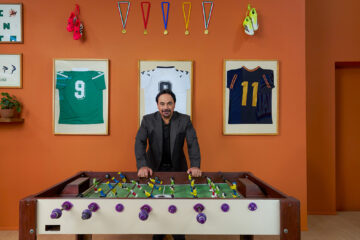 Dormir en el Estadio Ciudad de México, la nueva experiencia de Airbnb con Hugo Sánchez