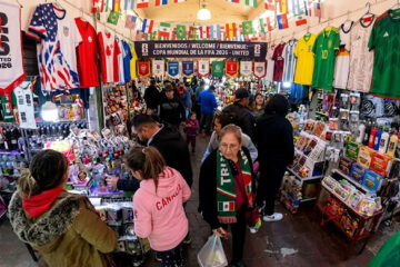 Crece la oferta de productos mundialistas en los mercados de la capital