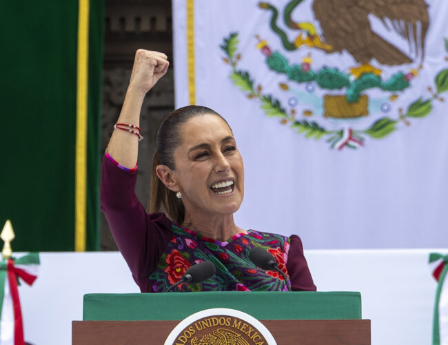 Gobernura mexicana implementa trabajo a distancia por arranque del futbol global