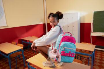 Kipling inspira a los estudiantes con su nueva colección escolar