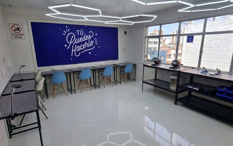 Capacitación dental abre paso a la independencia laboral