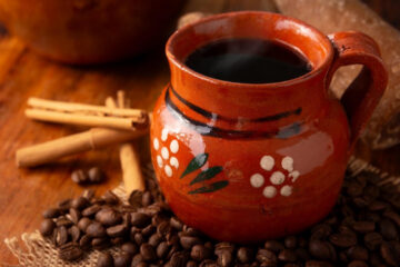 Celebra el Día Internacional del Café descubriendo las mejores rutas cafeteras
