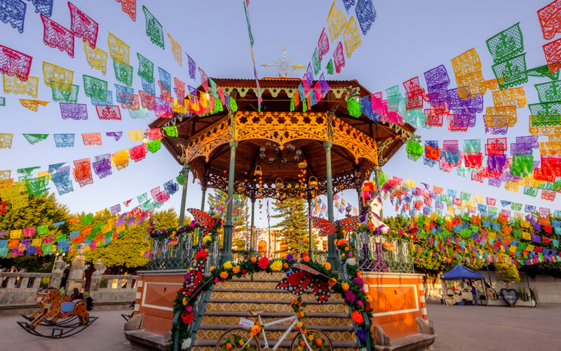 El Día de Muertos llena de misticismo a los municipios jaliscienses