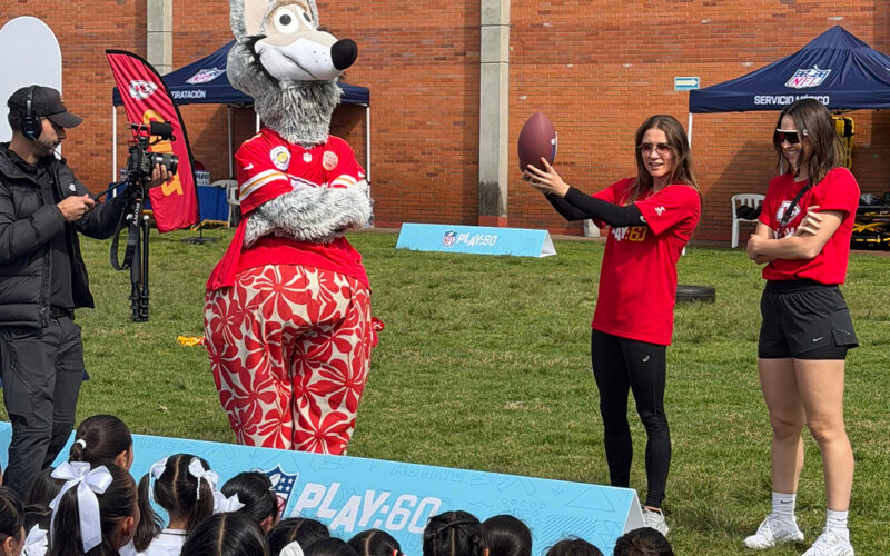 El programa NFL PLAY 60 Tour México llega al país para fomentar la salud infantil
